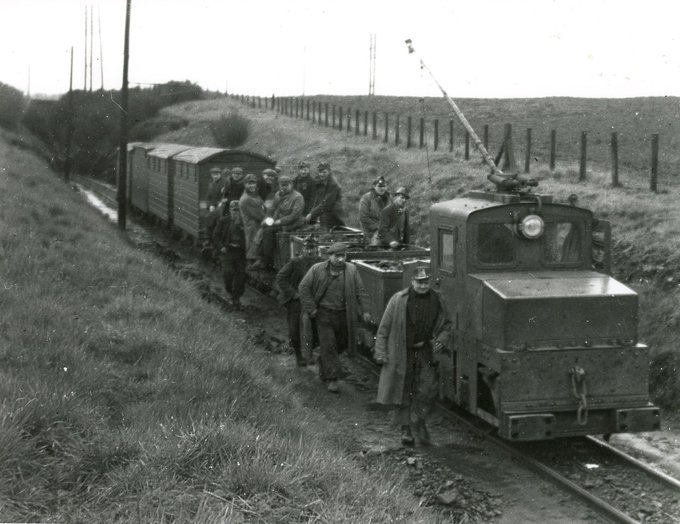 Winchburgh electric railway.jpeg